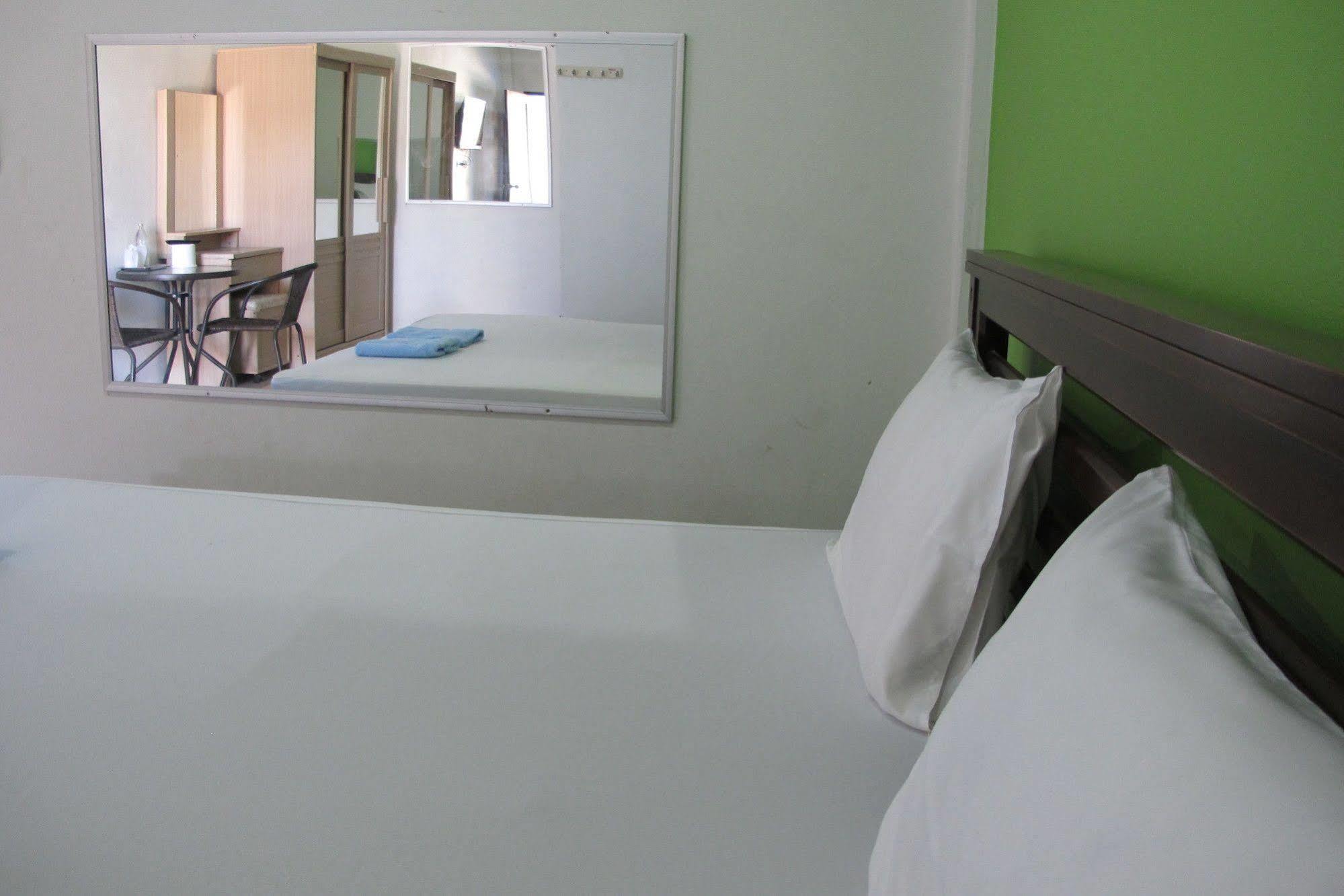 Tongmai Resort Surat Thani Dış mekan fotoğraf